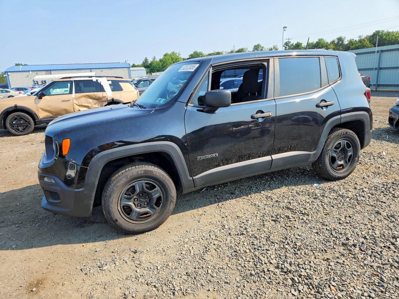 2015 Jeep Renegade Sport, VIN ZACCJBAT0FPB52825 — Roof