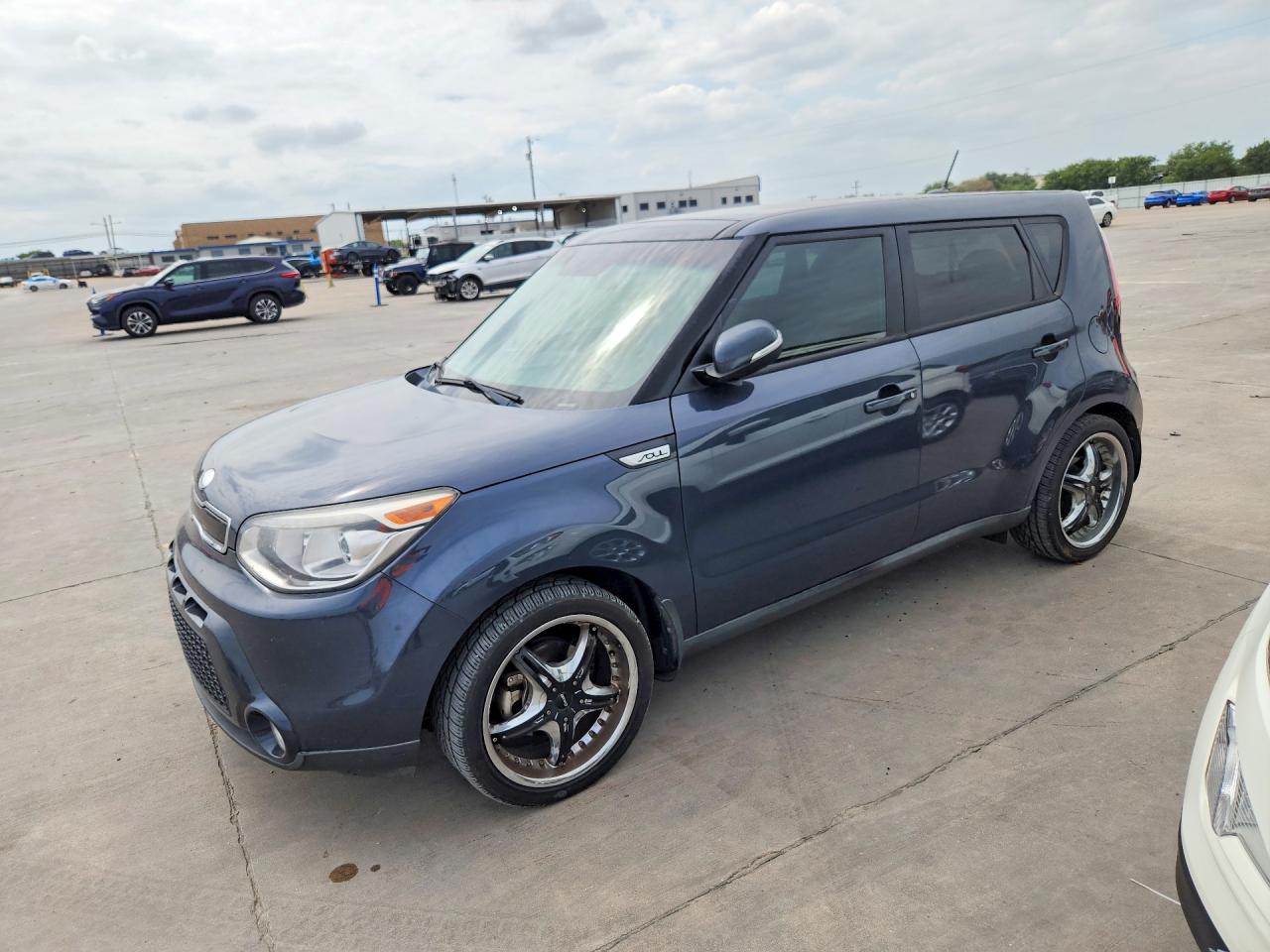 2015 Kia Soul +, VIN KNDJX3A56F7130358 — Normal wear