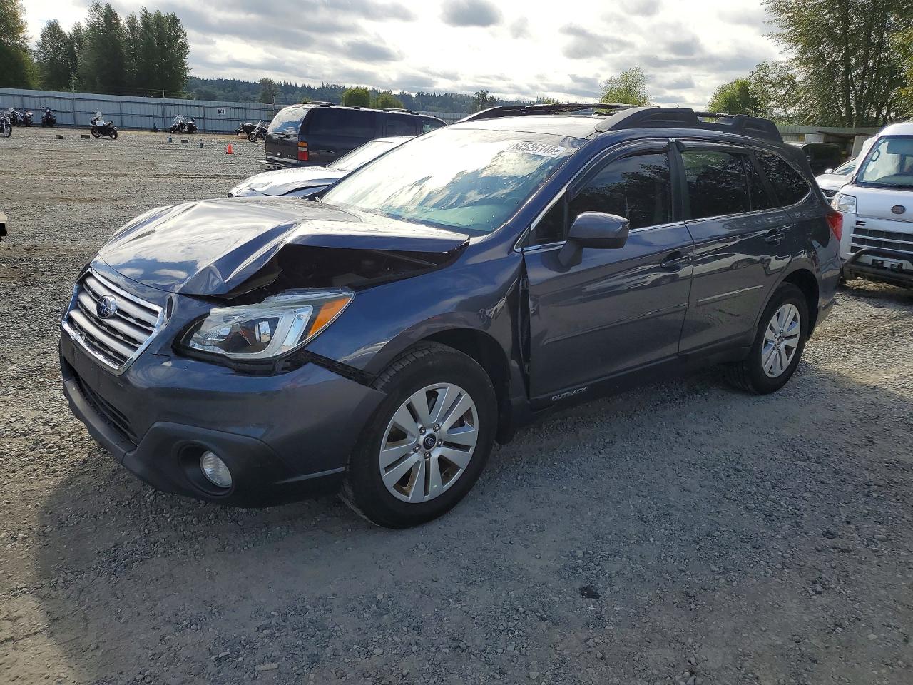 2015 Subaru Outback Premium, VIN 4S4BSACC7F3293252 — Перед