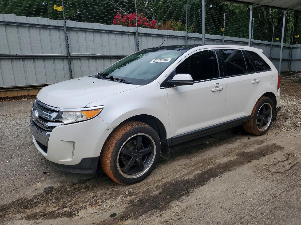 2013 Ford Edge Limited, VIN 2FMDK4KC8DBA94395 — Rear end