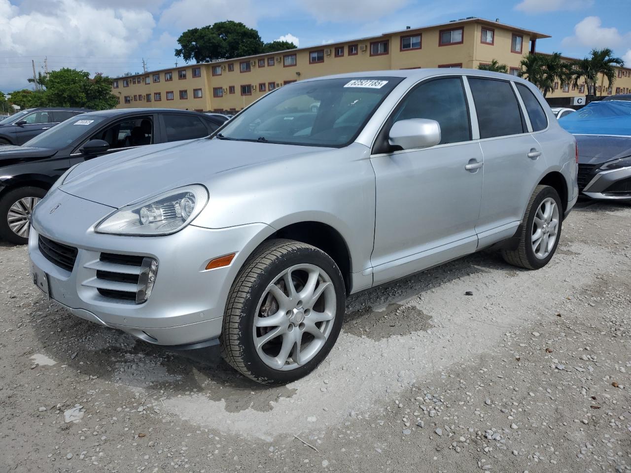 2010 Porsche Cayenne, VIN WP1AA2APXALA04791 — Auction photo 1 of 12