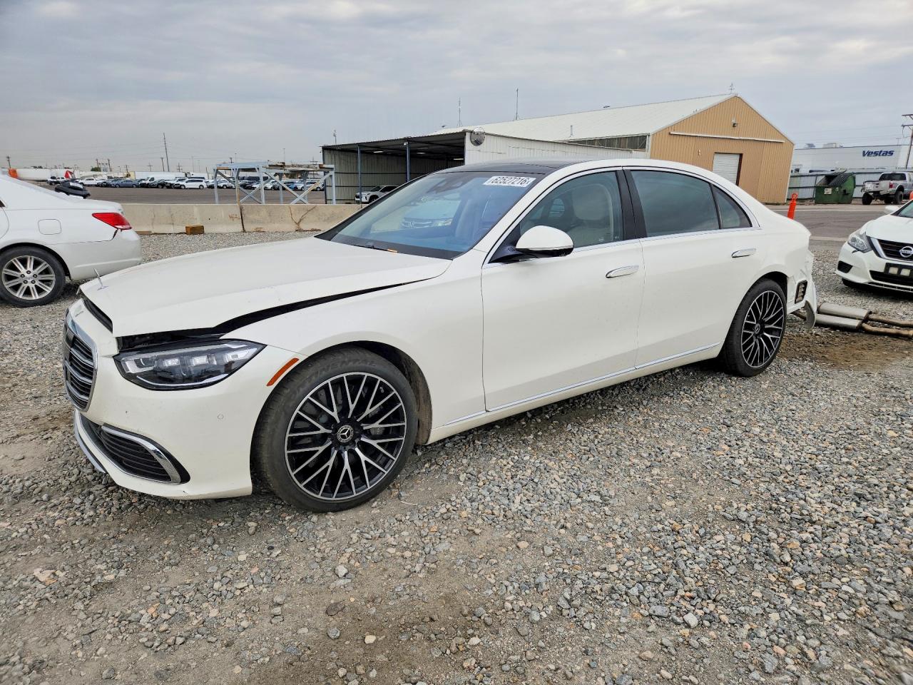 2022 Mercedes-Benz S 580, VIN W1K6G7GB7NA139801 — Rear end