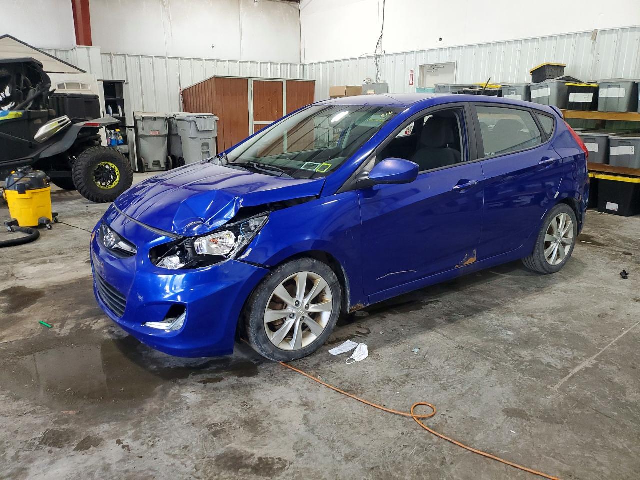 2012 Hyundai Accent SE, VIN KMHCU5AE9CU025285 — Front end