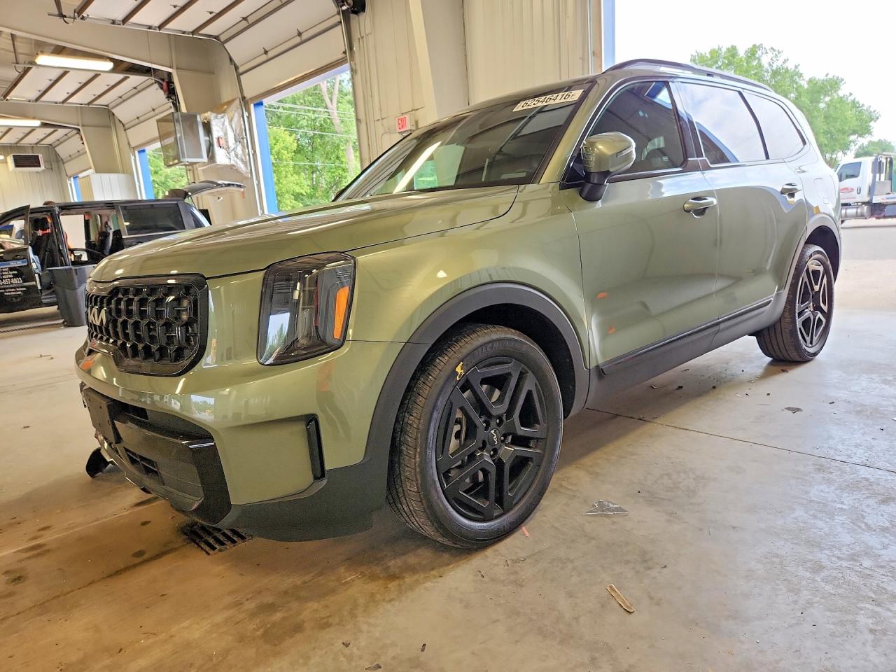2024 Kia Telluride EX X-Line, VIN 5XYP3DGC1RG536282 — Front end
