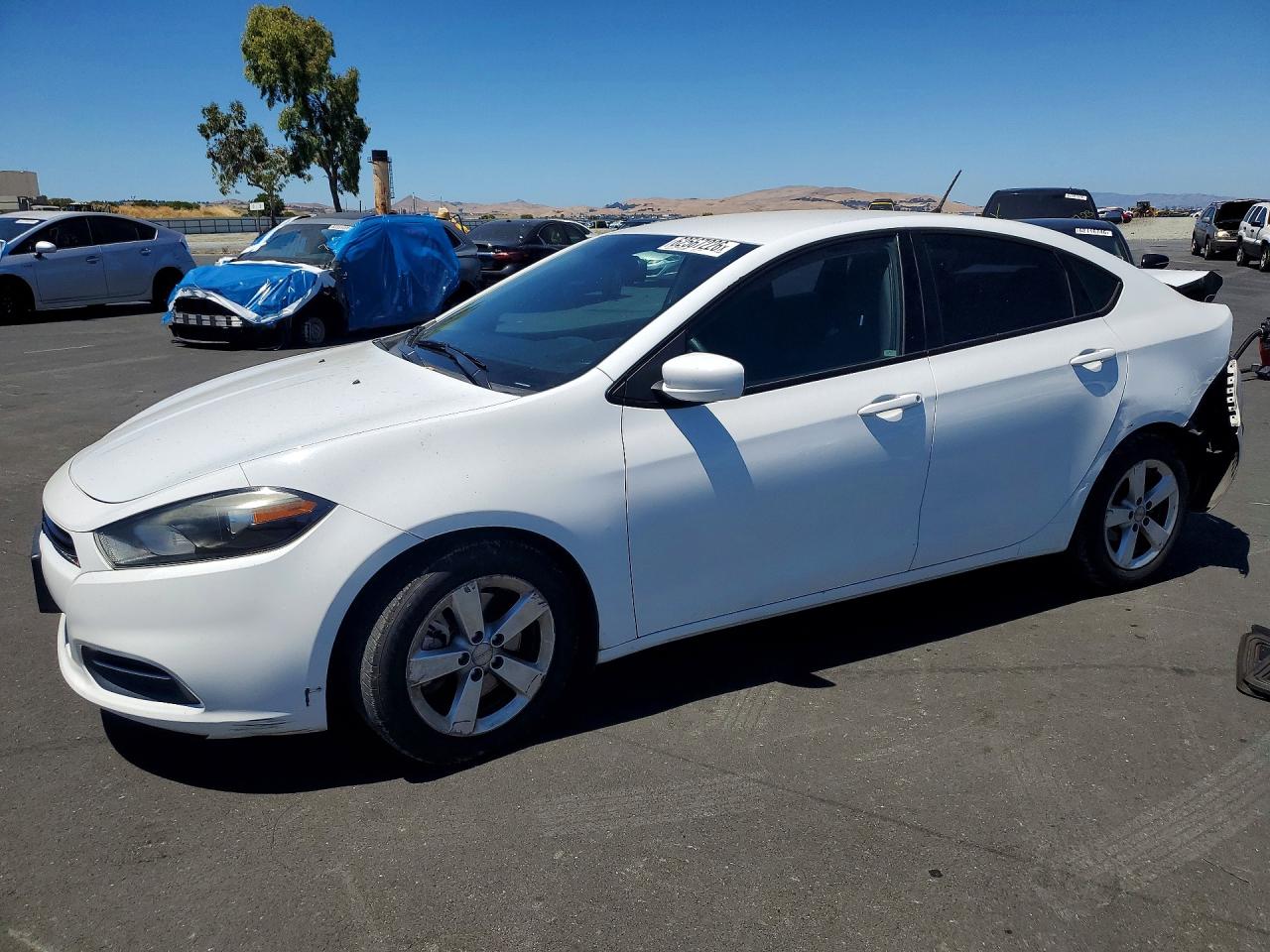 2015 Dodge Dart SXT, VIN 1C3CDFBB1FD211622 — Rear end