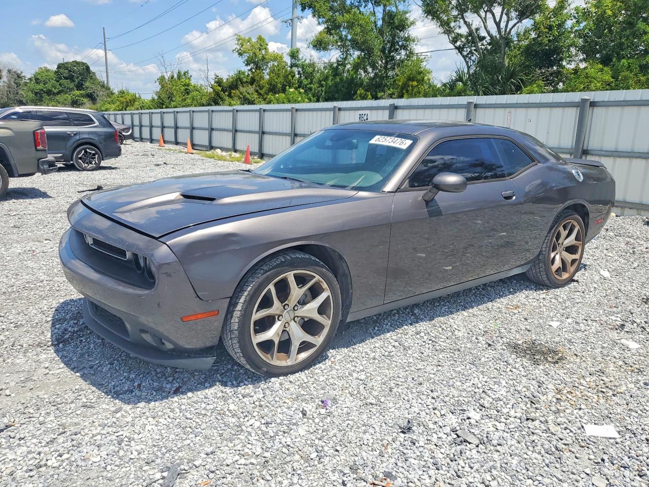 2015 Dodge Challenger SXT Plus, VIN 2C3CDZBG8FH733437 — Front end