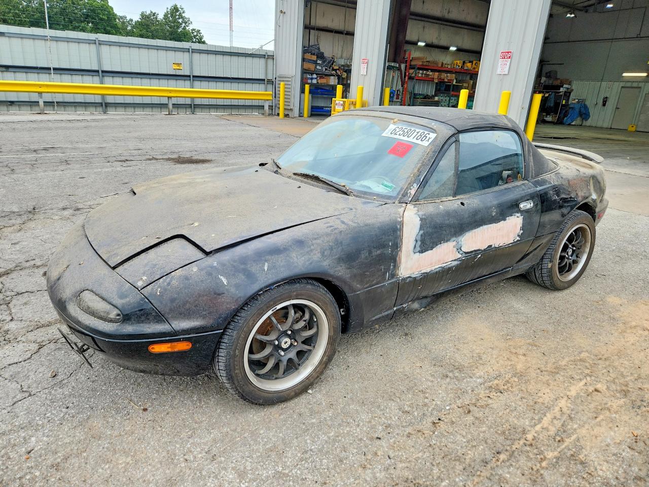 1990 Mazda MX-5 Miata, VIN JM1NA351XL0144763 — Side