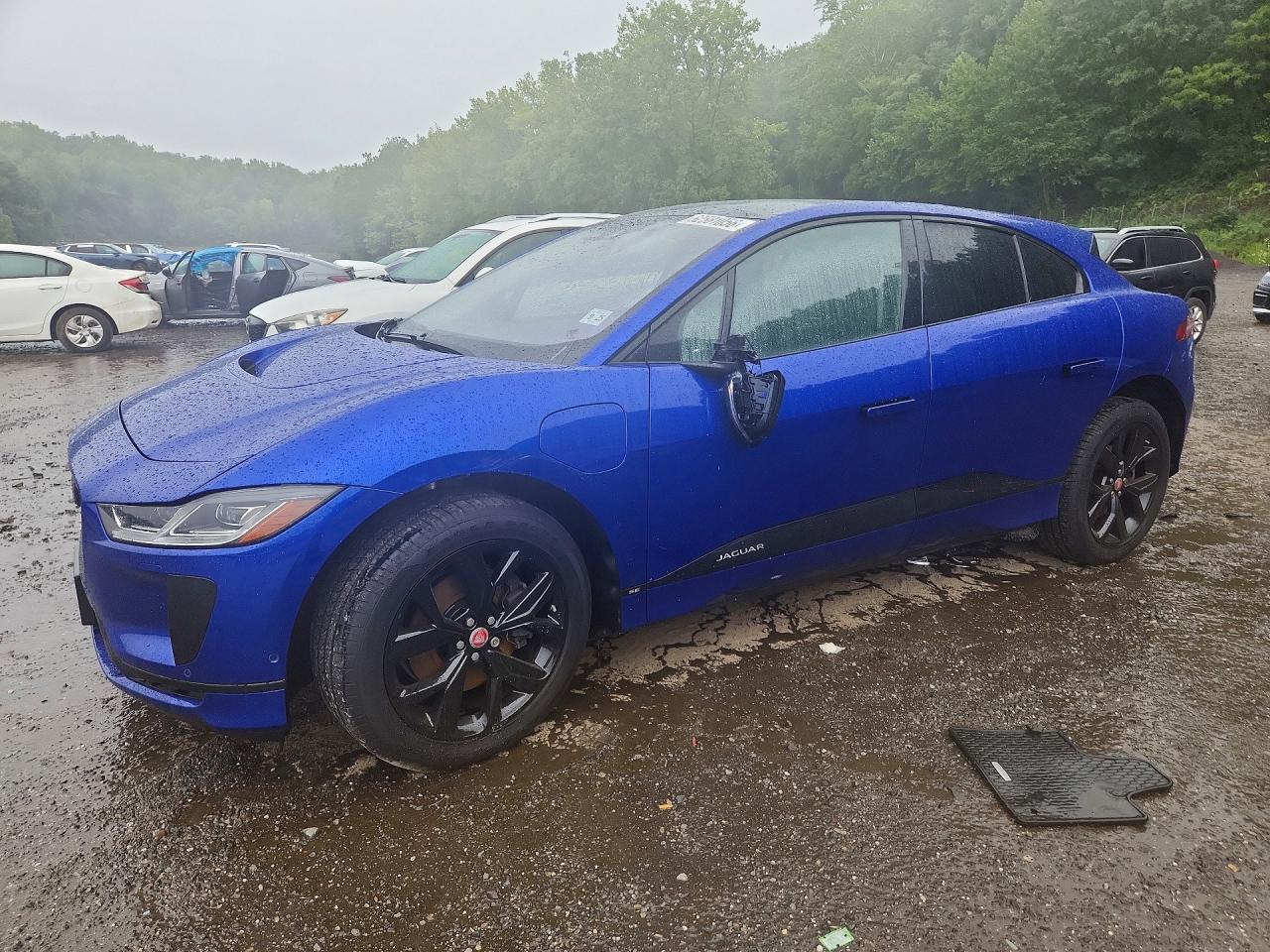 2020 Jaguar I-Pace SE, VIN SADHC2S17L1F88318 — Front end