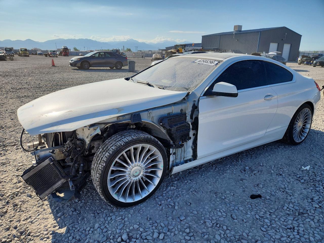 2013 BMW 6 Series 650i xDrive, VIN WBAYM1C5XDDZ02431 — Front end