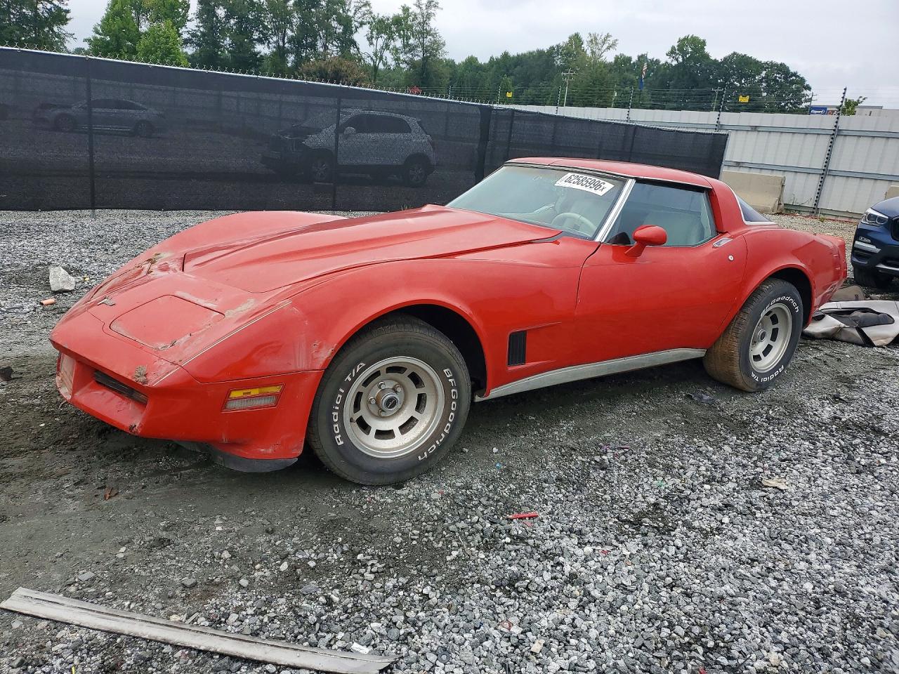 1980 Chevrolet Corvette, VIN 1Z878AS413715 — Minor dents and scratches