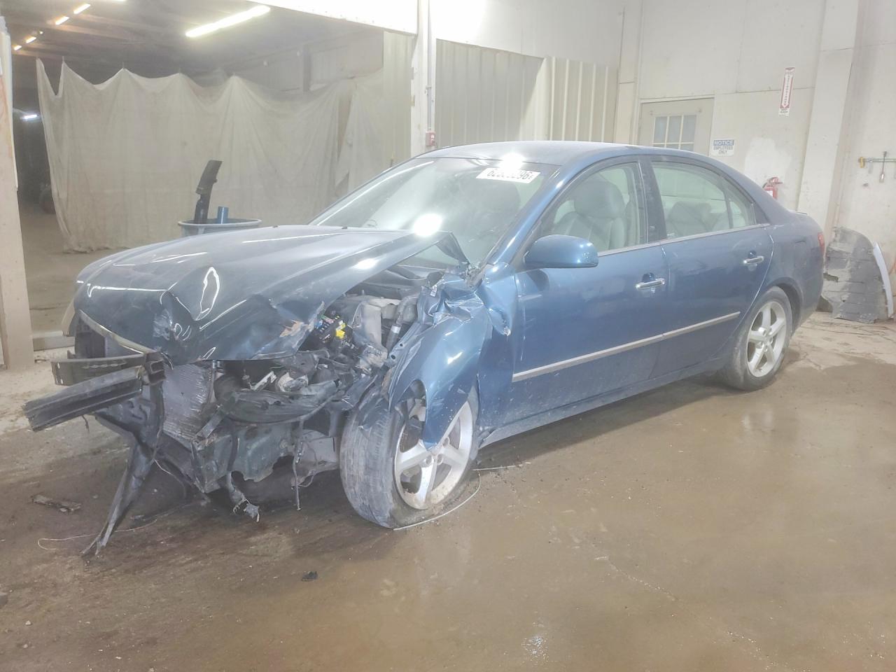 2008 Hyundai Sonata SE, VIN 5NPEU46C28H355219 — Перед