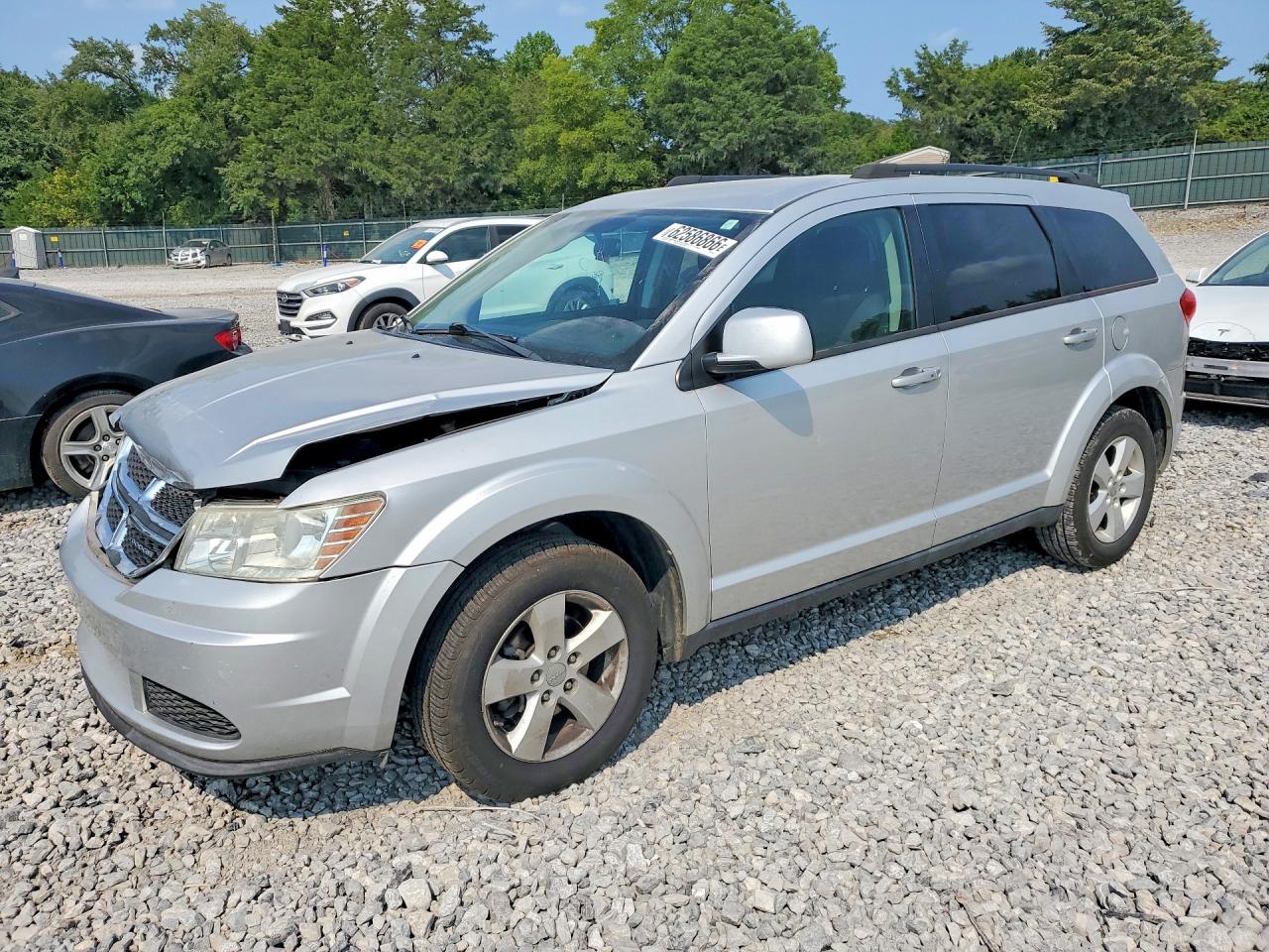 2011 Dodge Journey Mainstreet, VIN 3D4PG1FG7BT503201 — Front end