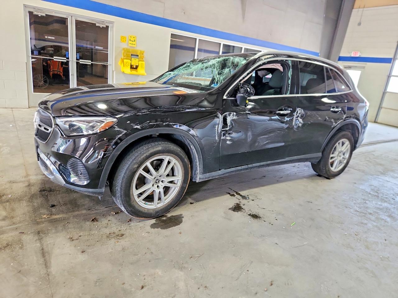 2023 Mercedes-Benz GLC 300, VIN W1NKM4HB5PF031609 — Front end