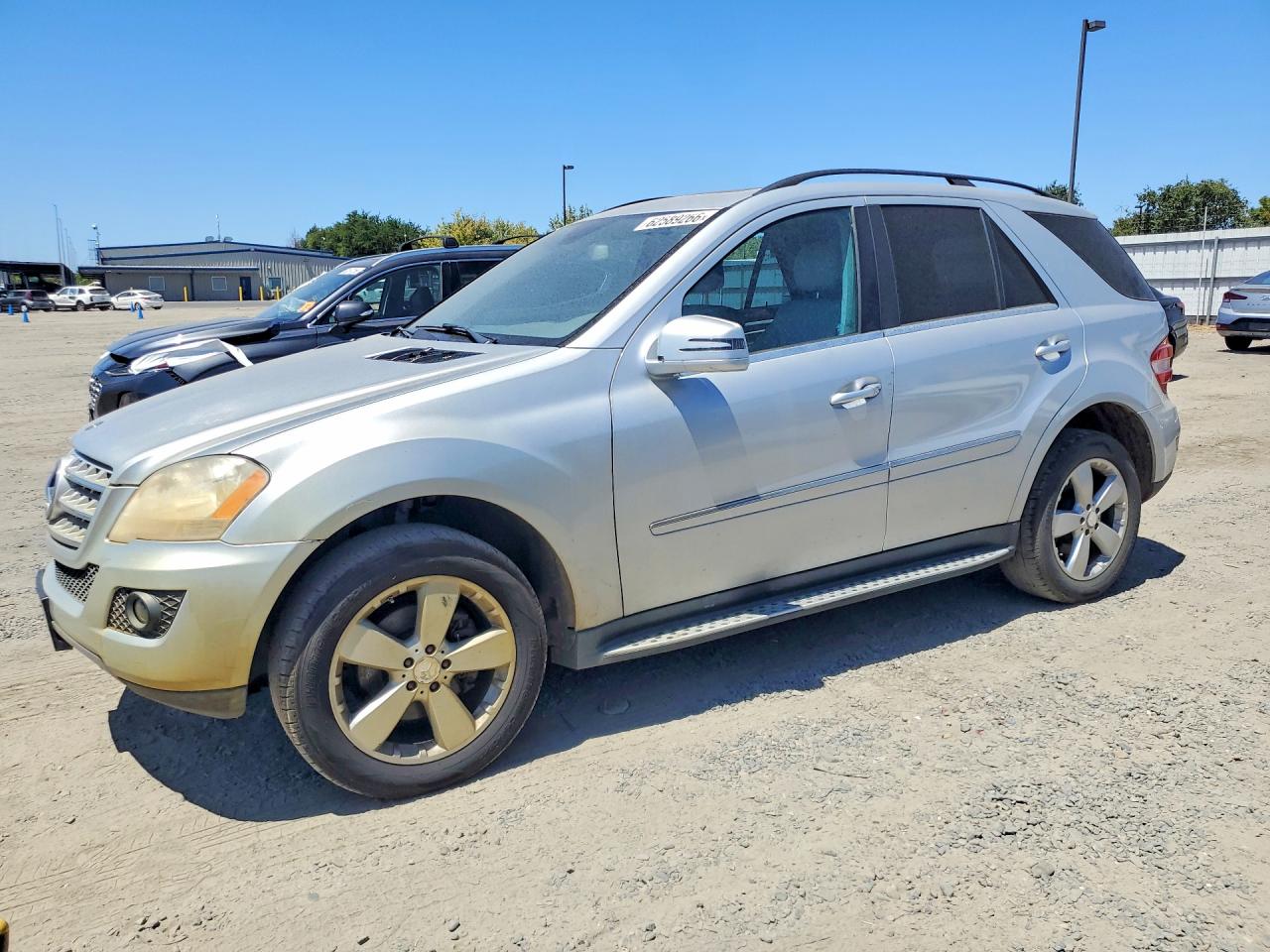 2011 Mercedes-Benz M 350, VIN 4JGBB8GB1BA730730 — Normal wear