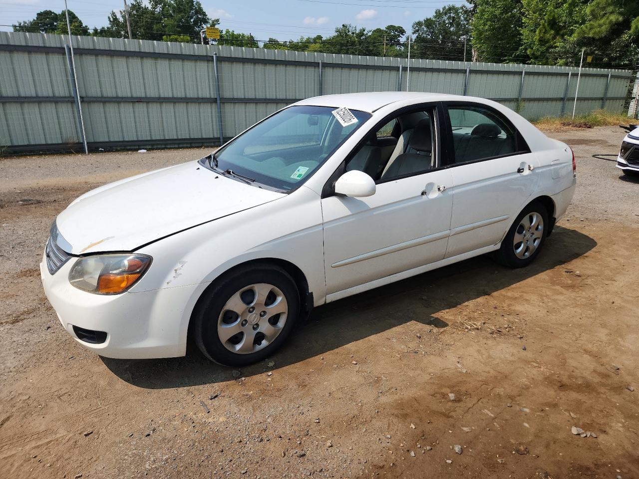 2009 Kia Spectra EX, VIN KNAFE221995620775 — Front end