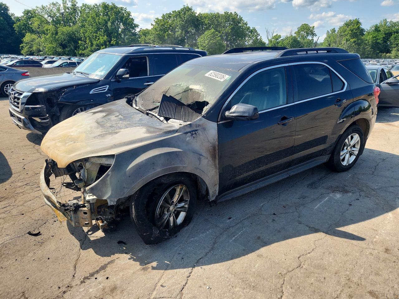 2015 Chevrolet Equinox LT, VIN 2GNFLFE33F6403386 — Engine fire