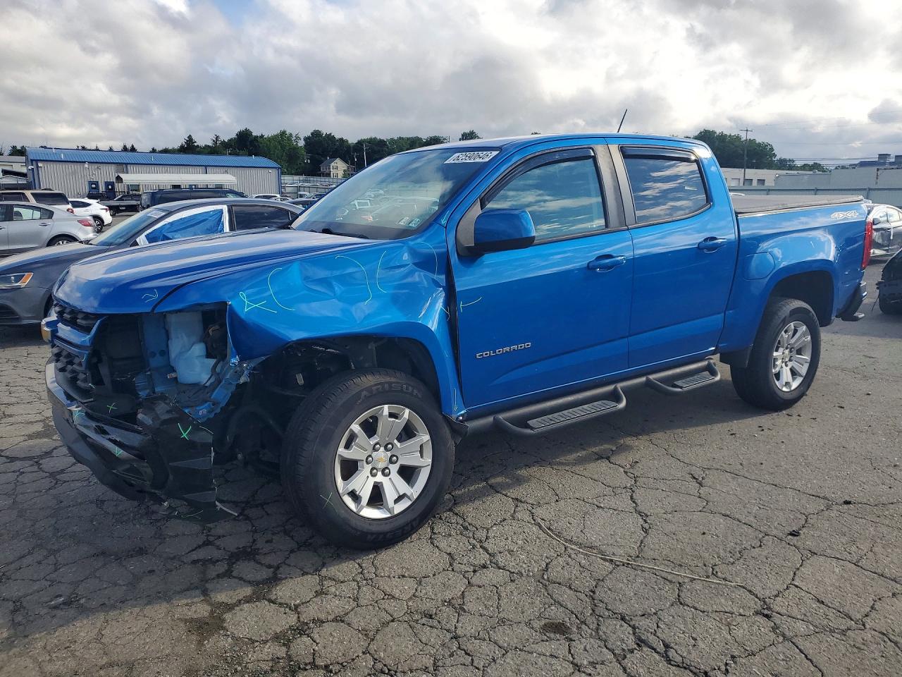 2021 Chevrolet Colorado 4WD LT, VIN 1GCGTCEN8M1169212 — Front end