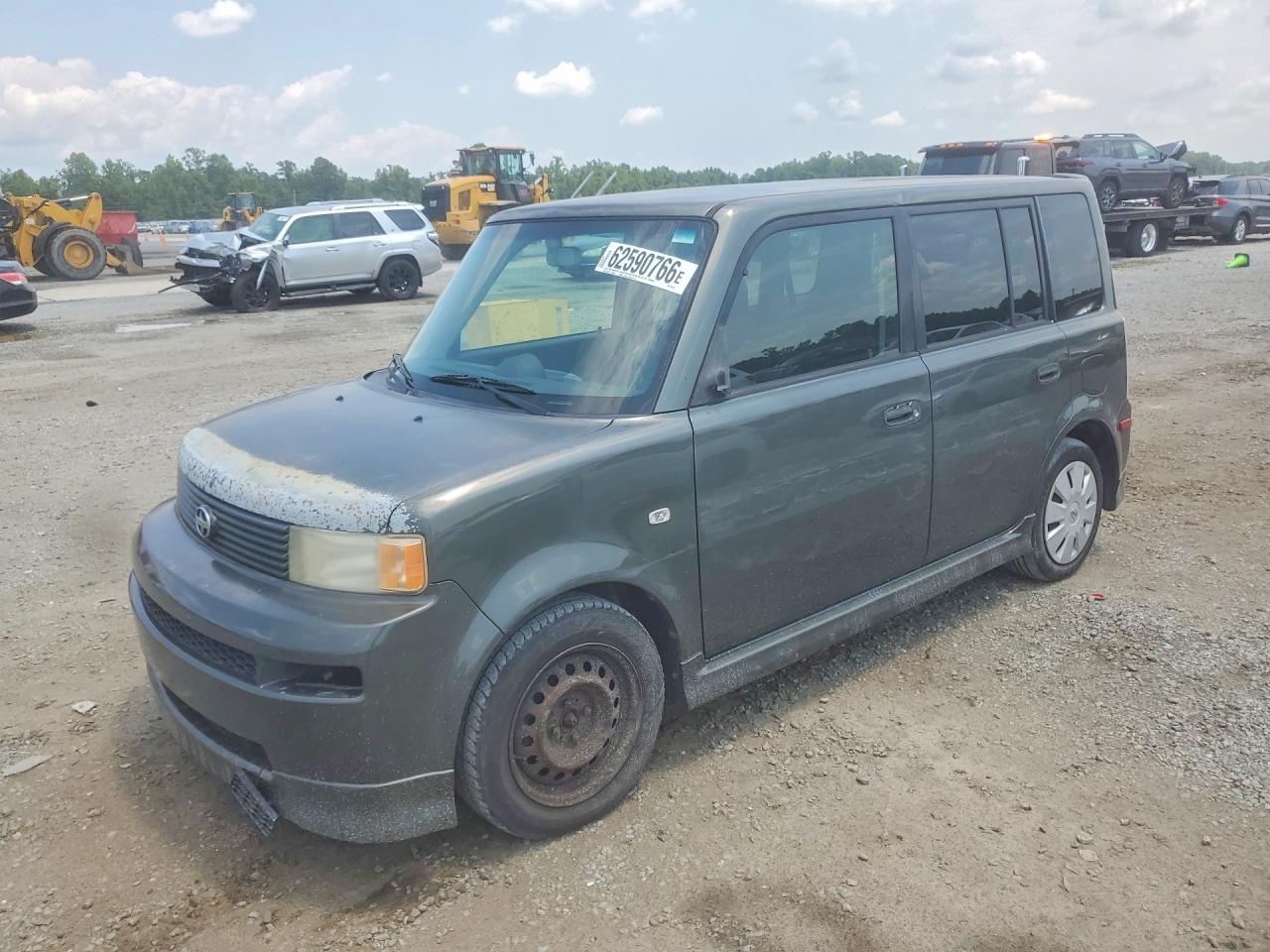 2005 Scion xB, VIN JTLKT324454029183 — Перед