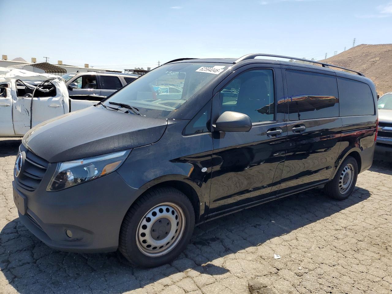 2023 Mercedes-Benz Metris Passenger, VIN W1WV0FEY6P4337576 — Minor dents and scratches