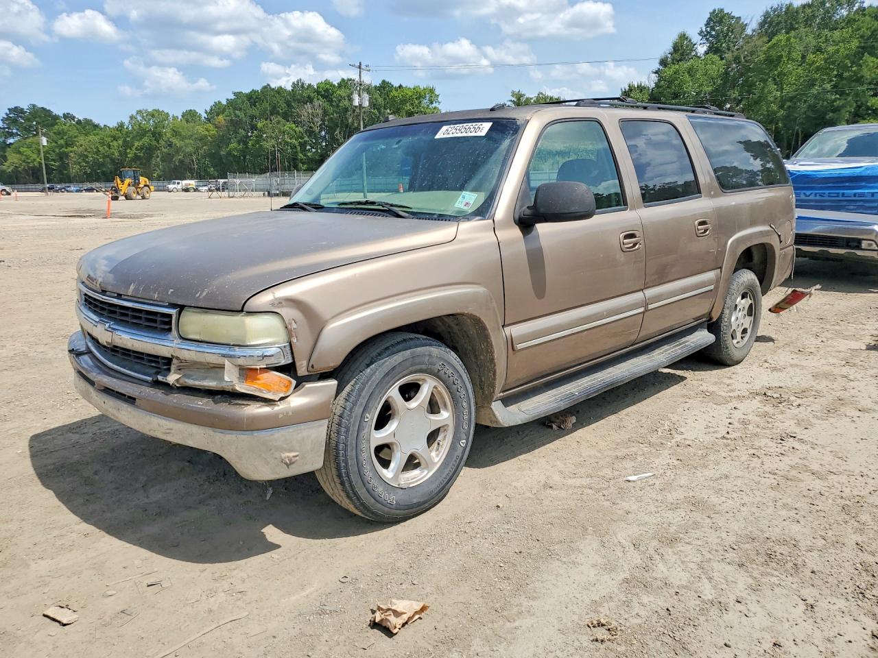 2004 Chevrolet Suburban LT, VIN 1GNEC16Z44R129568 — Rear end