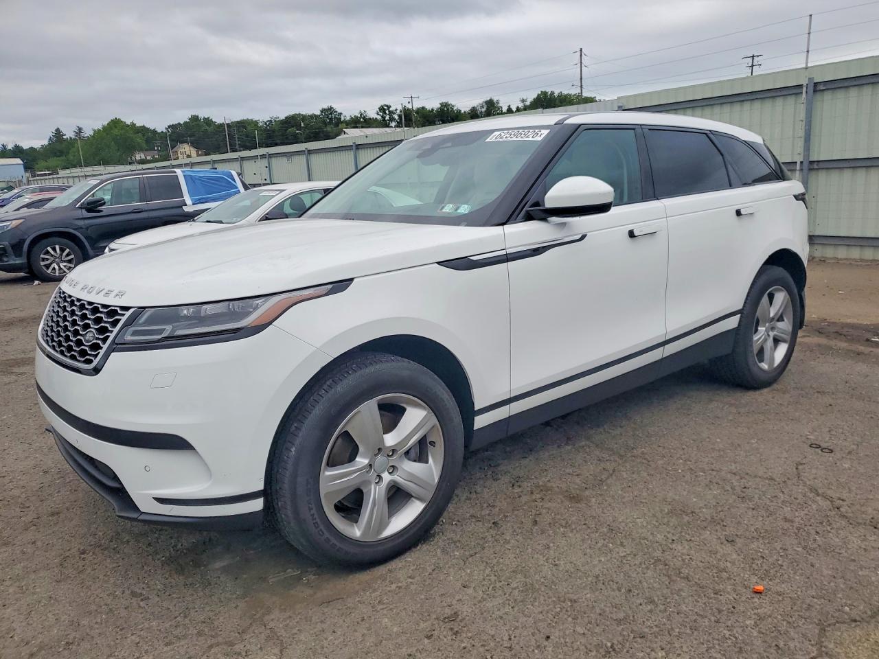 2022 Land Rover Range Rover Velar S, VIN SALYJ2EX6NA340846 — Зад
