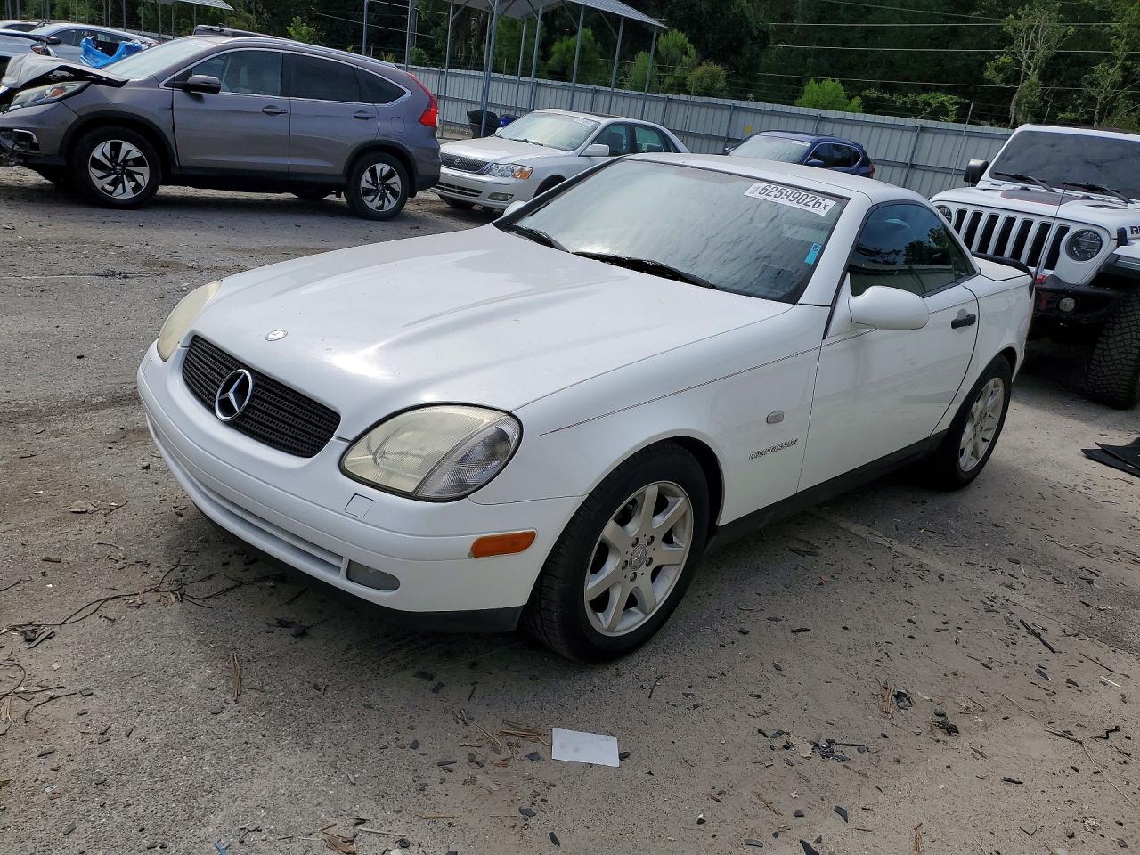 1998 Mercedes-Benz SLK 230/320, VIN WDBKK47F1WF056814 — Мелкие вмятины и царапины