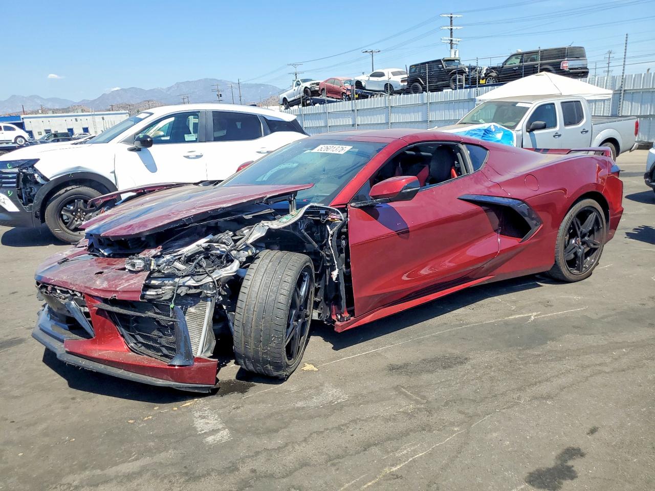 2020 Chevrolet Corvette 3LT, VIN 1G1Y82D42L5107586 — Перед