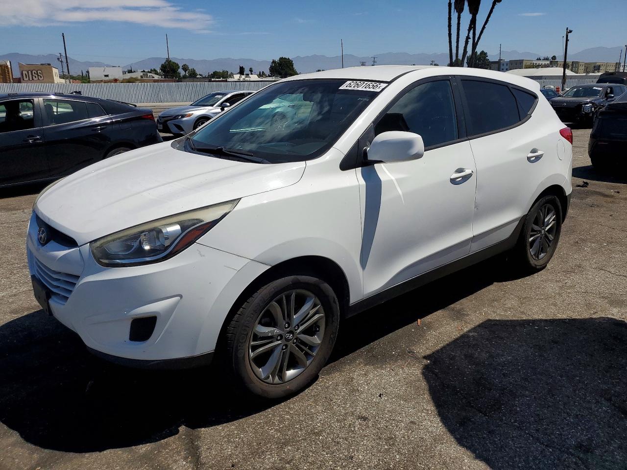 2015 Hyundai Tucson GLS, VIN KM8JT3AF5FU119367 — Зад