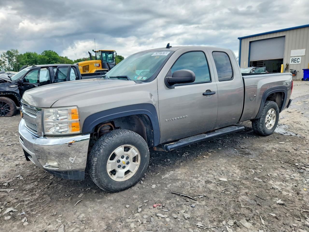 2013 Chevrolet Silverado 1500 LT, VIN 1GCRKSE72DZ293419 — Normal wear