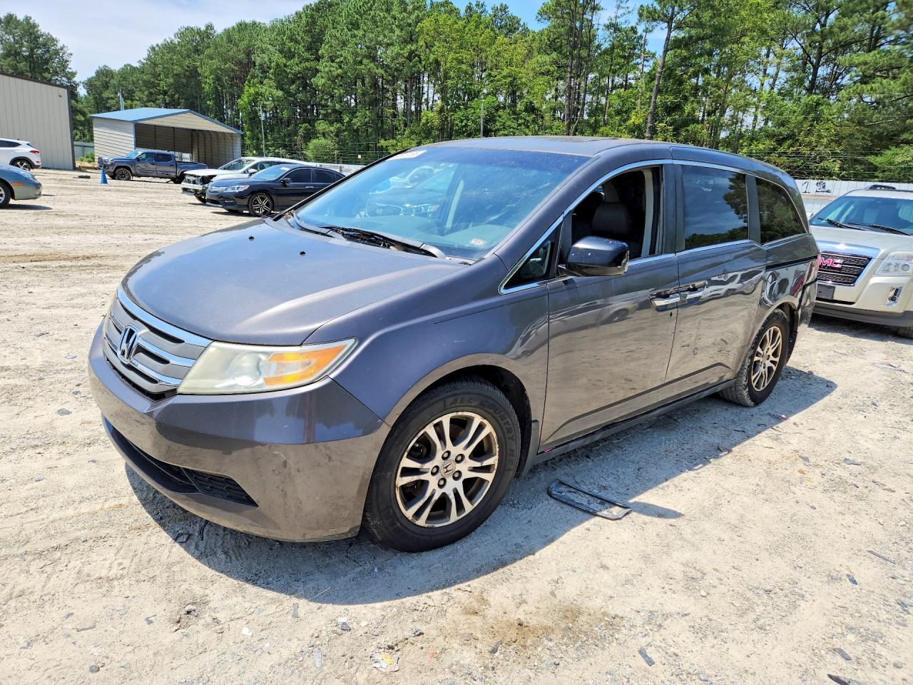 2012 Honda Odyssey EX-L, VIN 5FNRL5H61CB112784 — Rear end