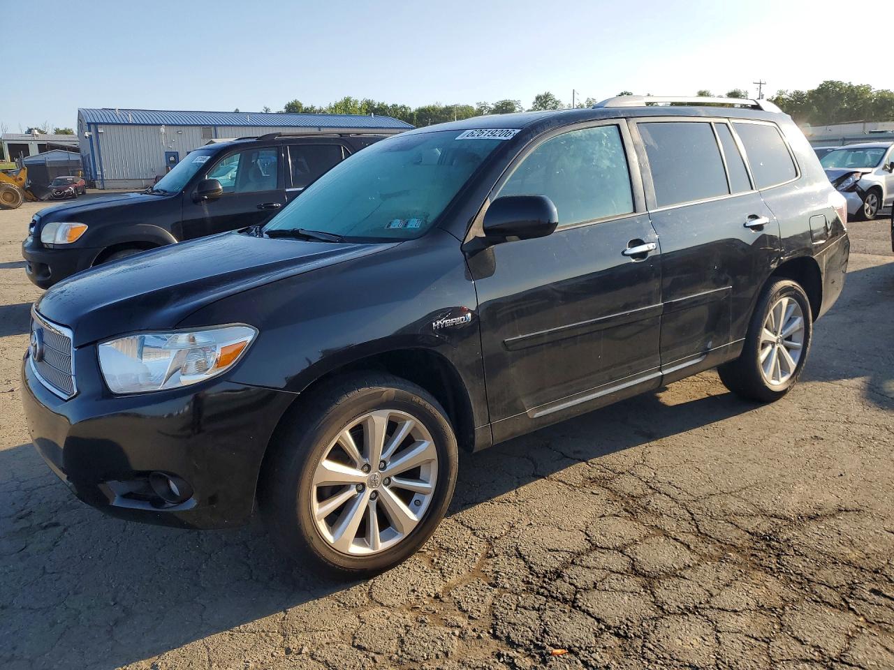 2010 Toyota Highlander Limited, VIN JTEJW3EH7A2037891 — Rear end