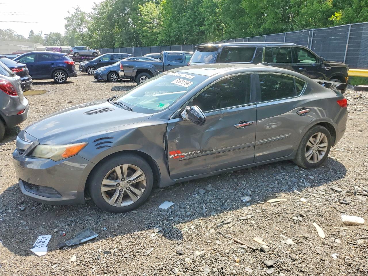 2013 Acura ILX, VIN 19VDE1F39DE009215 — Side