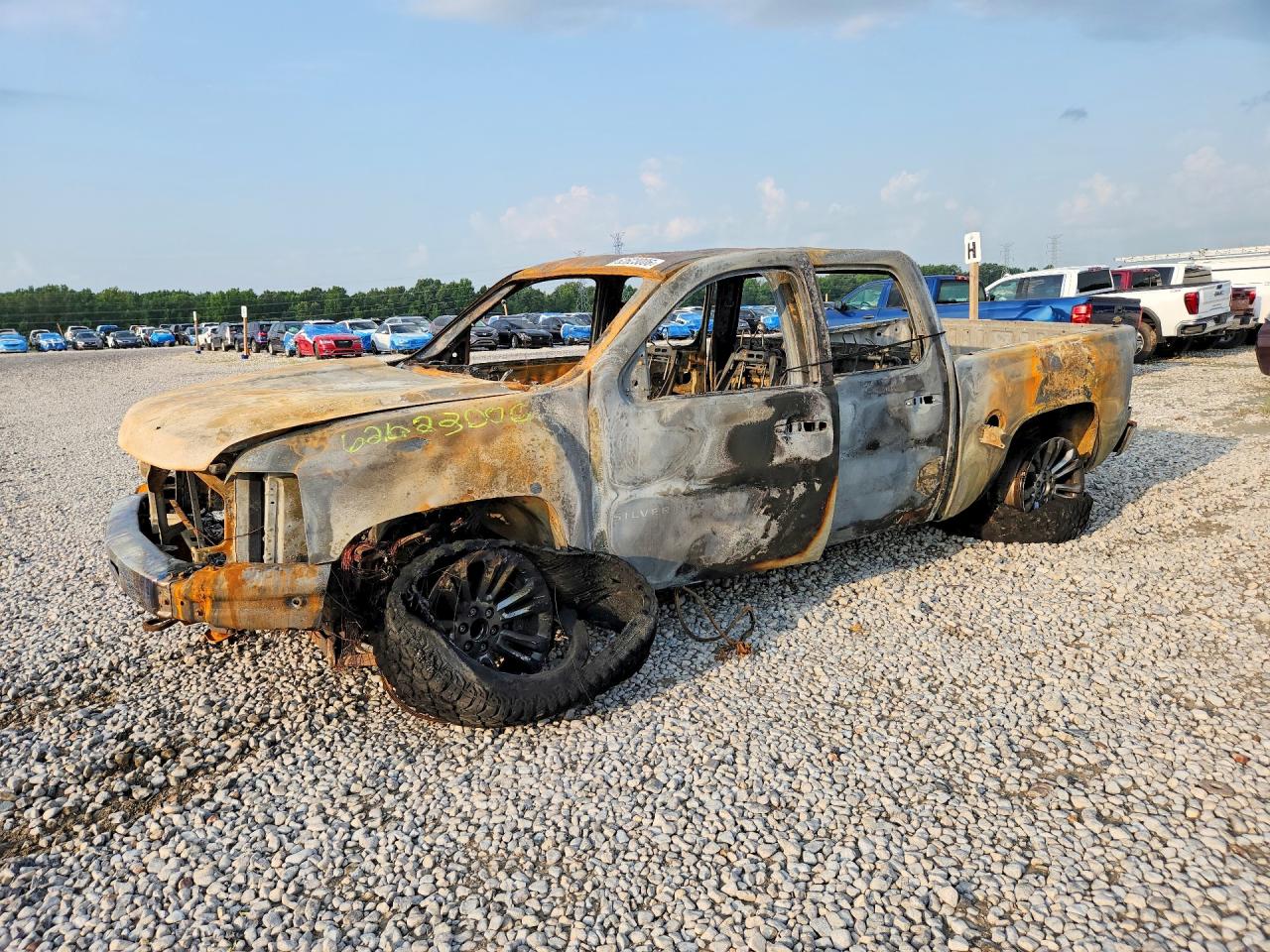 2011 Chevrolet Silverado 1500 LT, VIN 3GCPKSE34BG242554 — Burn