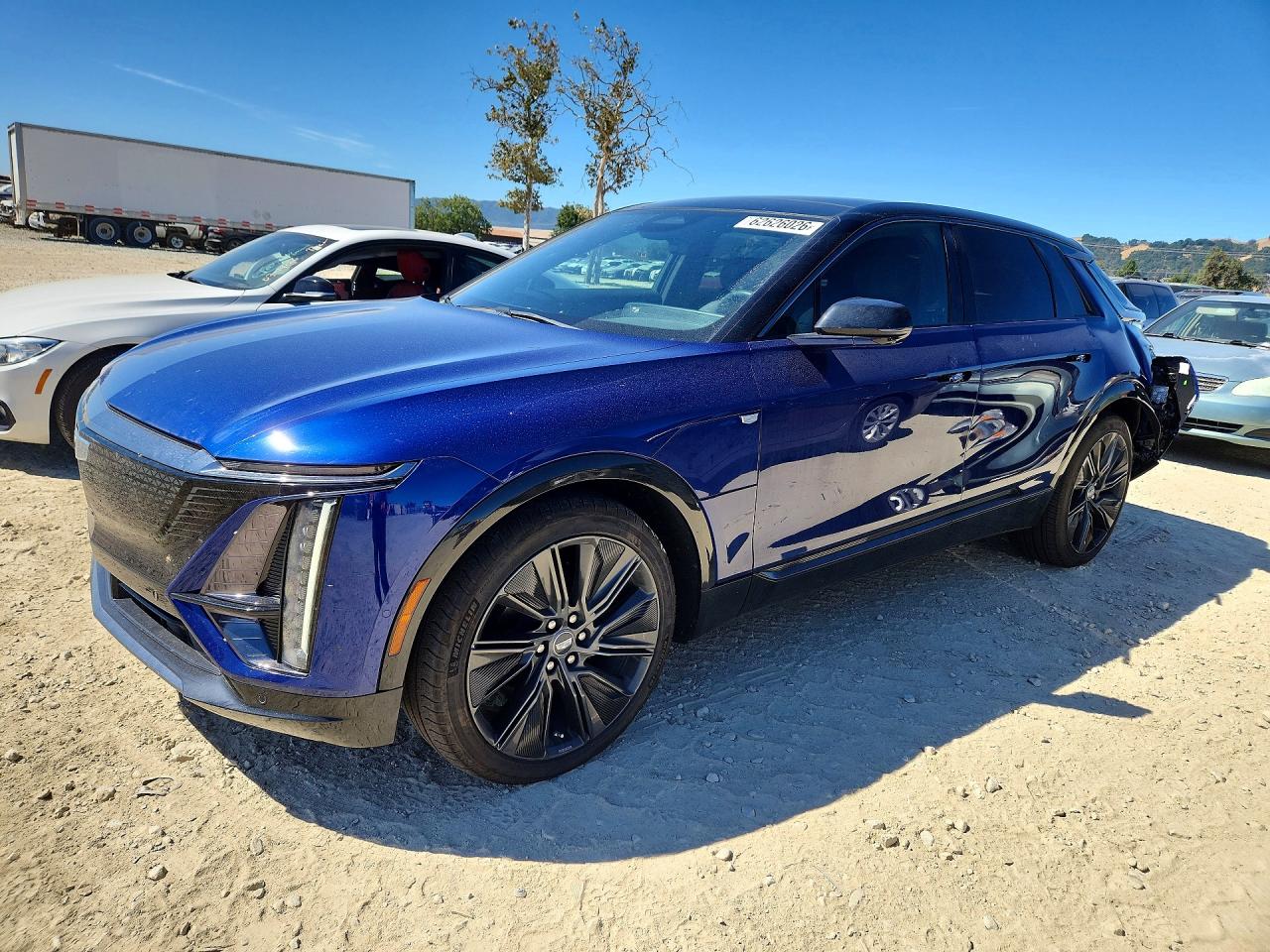 2024 Cadillac LYRIQ Sport, VIN 1GYKPWRL2RZ132412 — Rear end