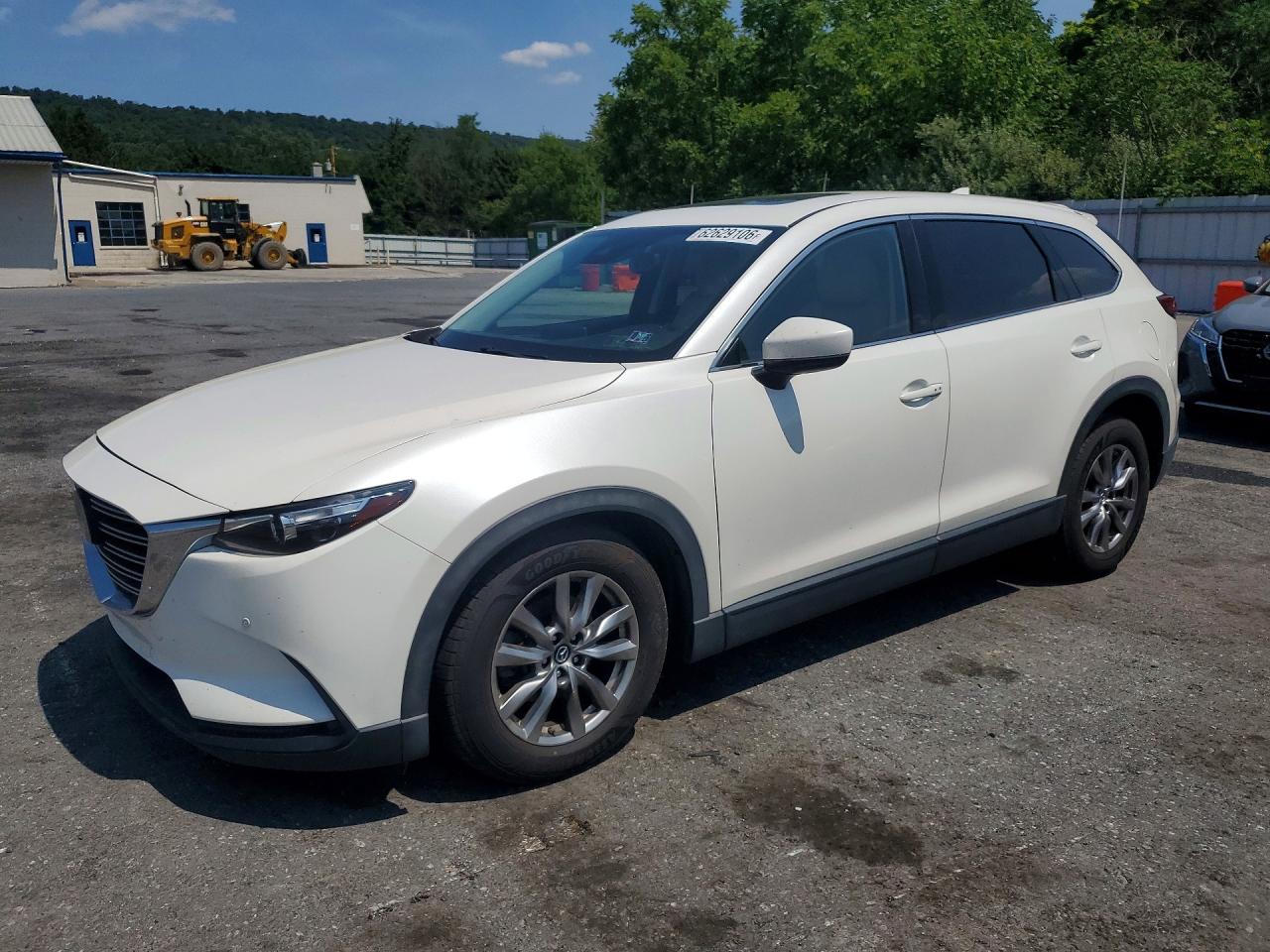 2018 Mazda CX-9 Touring, VIN JM3TCBCY5J0224519 — Side