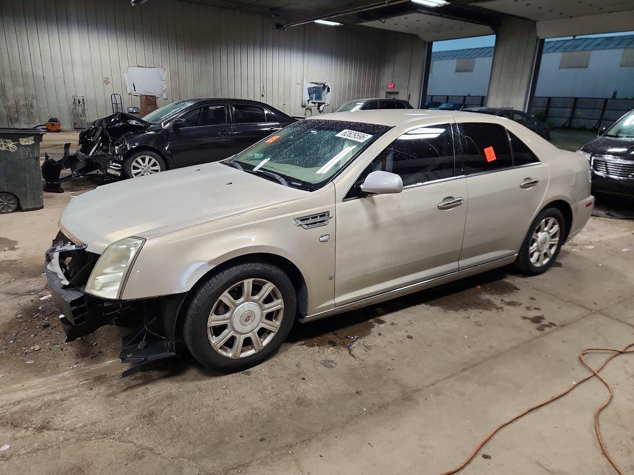 2008 Cadillac STS RWD, VIN 1G6DW67V780206242 — Перед