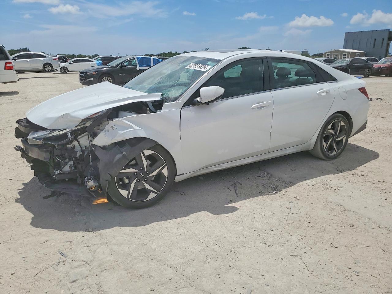 2021 Hyundai Elantra SEL, VIN 5NPLN4AG8MH029868 — Front end