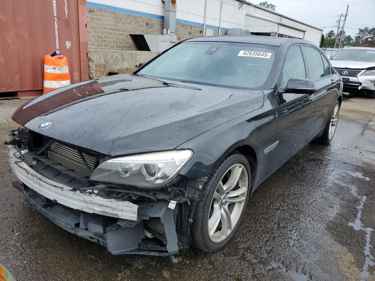 2013 BMW 7 Series 750Li xDrive, VIN WBAYF8C51DD141033 — Front end