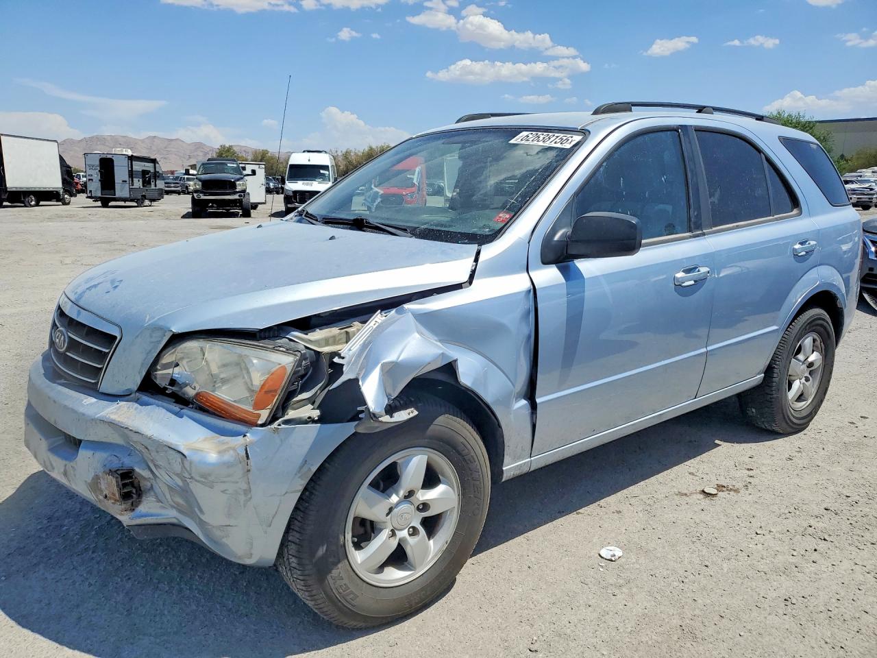 2008 Kia Sorento LX, VIN KNDJC735785796367 — Front end