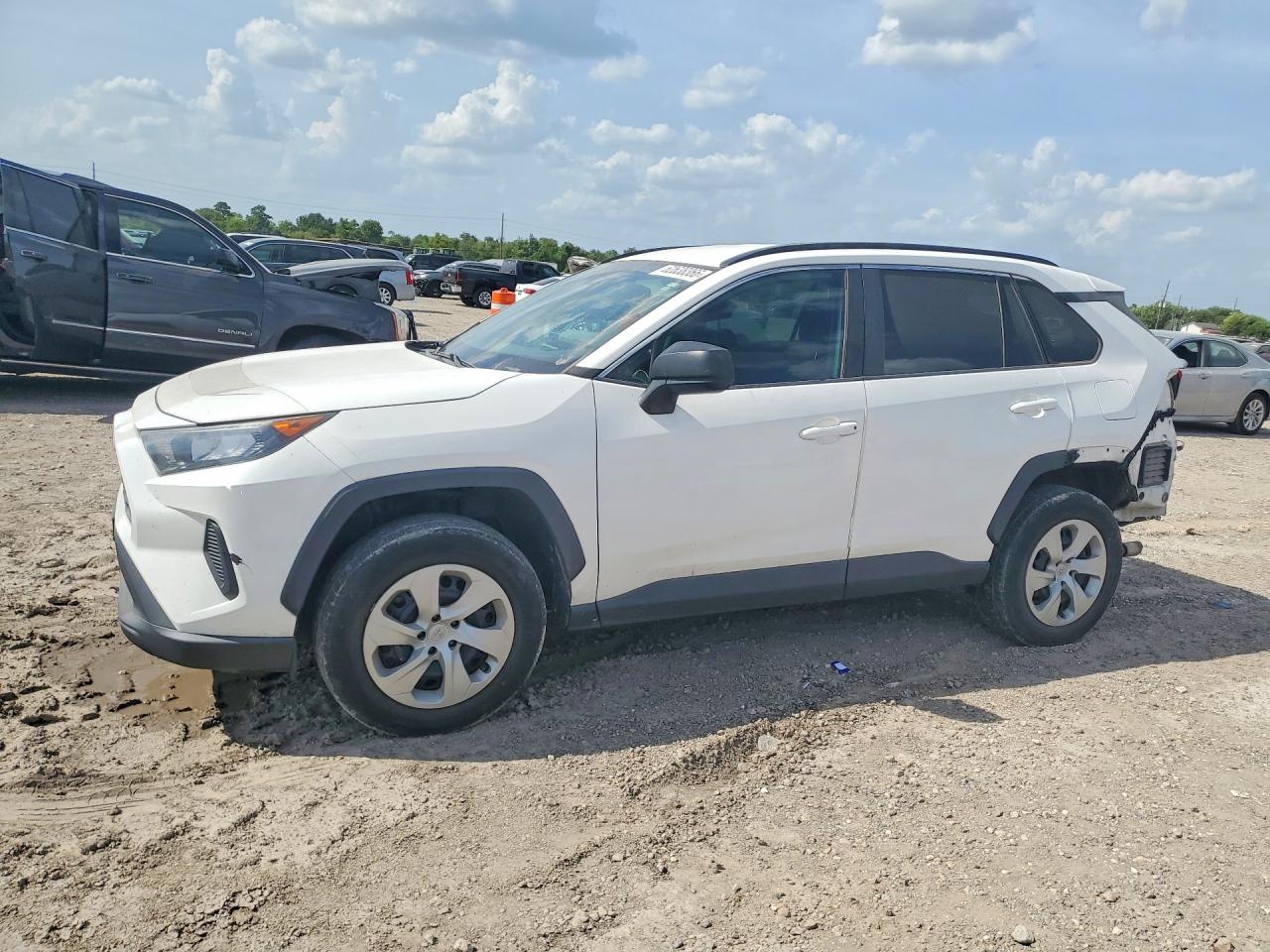 2019 Toyota RAV4 LE, VIN 2T3H1RFVXKC025673 — Rear end
