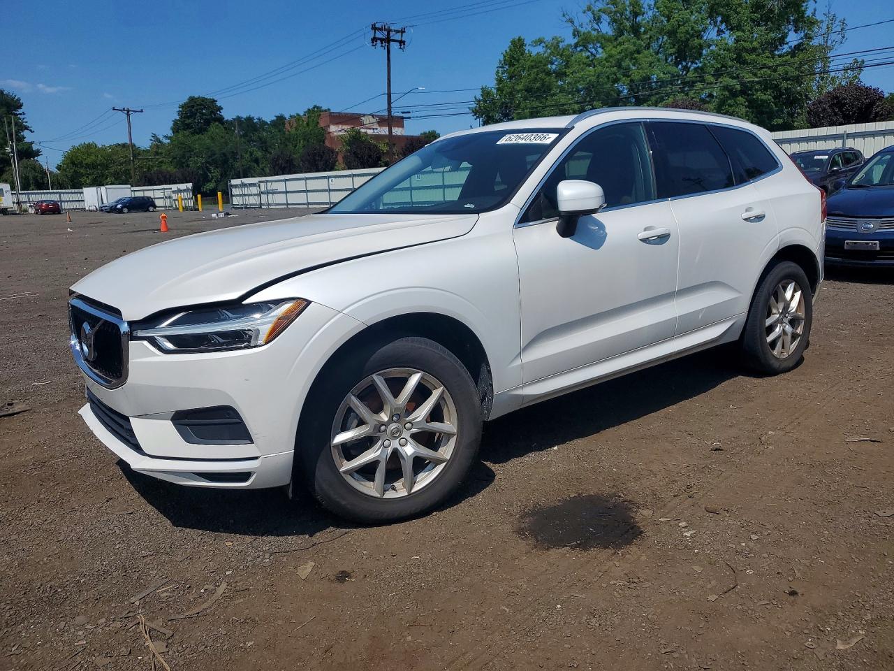 2020 Volvo XC60 Momentum, VIN YV4102RKXL1410997 — Vandalism