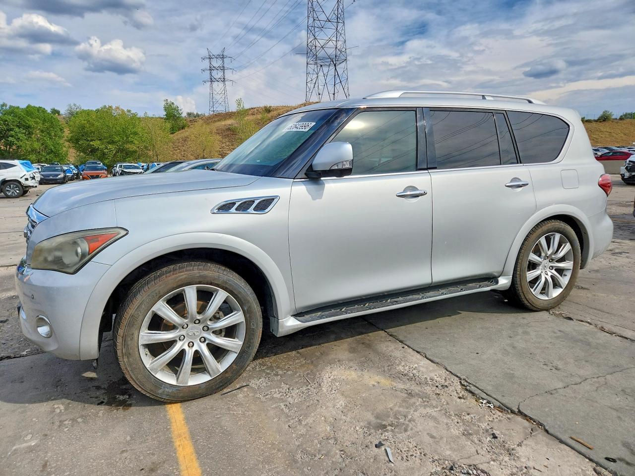 2012 Infiniti QX56 7-passenger, VIN JN8AZ2NE5C9019755 — Side
