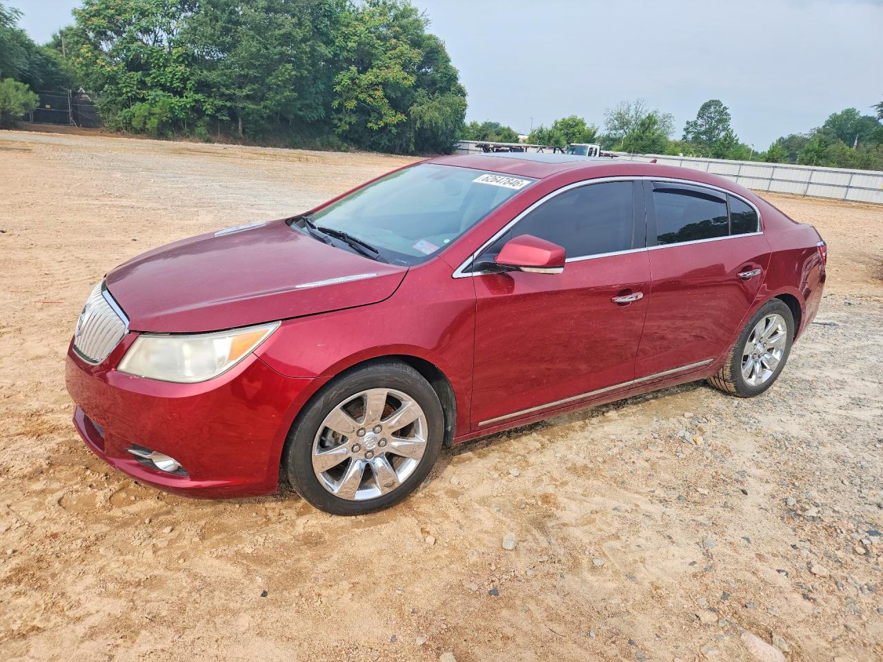 2010 Buick LaCrosse CXL, VIN 1G4GC5EG6AF146356 — Front end