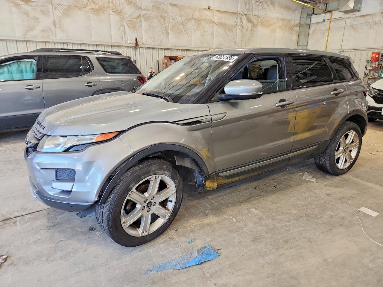 2013 Land Rover Range Rover Evoque Pure, VIN SALVN2BG5DH772152 — Front end