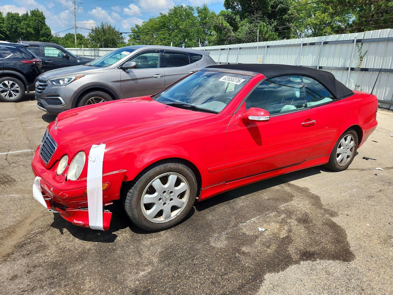 2003 Mercedes-Benz CLK 320, VIN WDBLK65G13T136798 — Front end