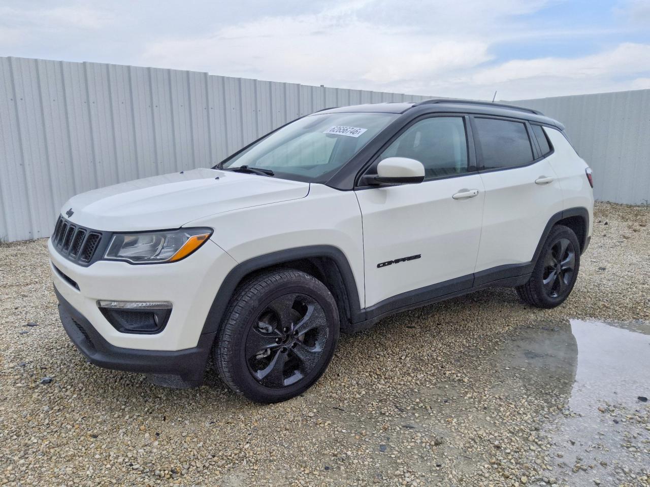 2019 Jeep Compass Altitude, VIN 3C4NJCBB3KT726010 — Мелкие вмятины и царапины