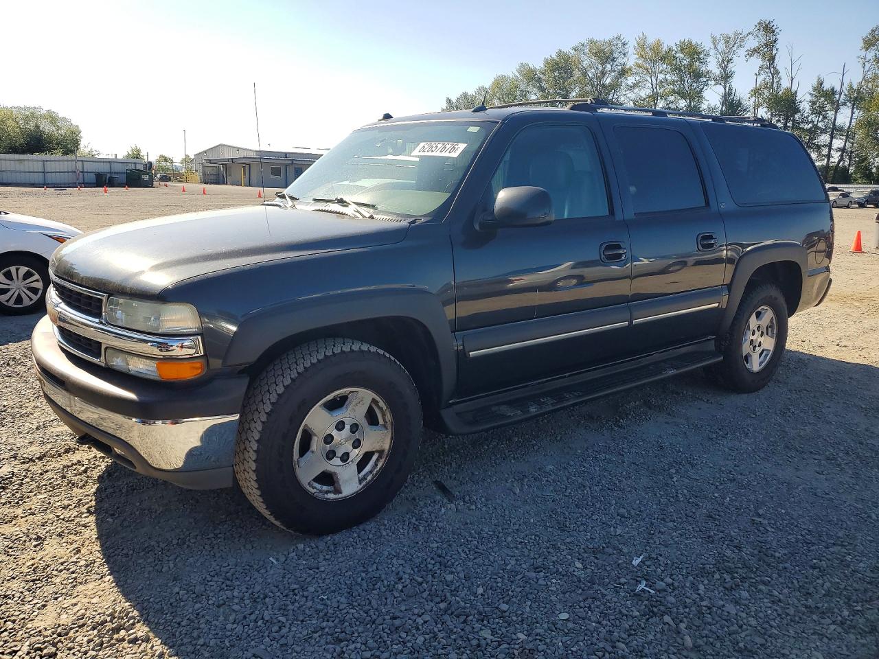 2004 Chevrolet Suburban LT, VIN 1GNFK16Z54J157885 — Rear end