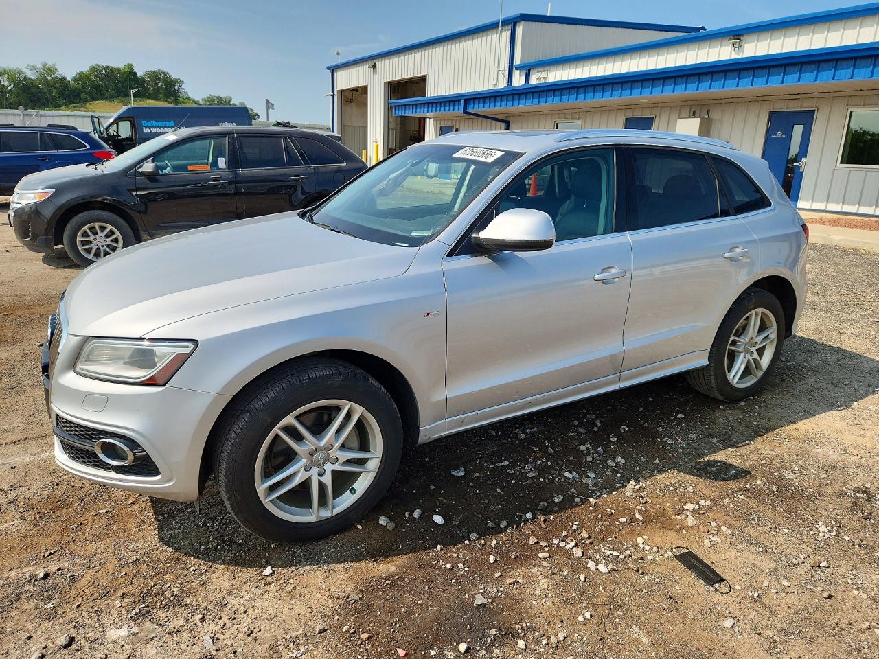 2014 Audi Q5 Premium Plus, VIN WA1DGAFP7EA051451 — Side
