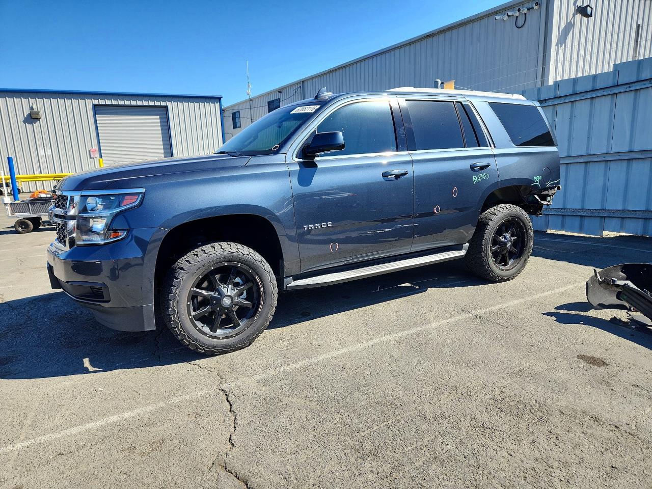 2019 Chevrolet Tahoe LS, VIN 1GNSKAKC8KR204499 — Rear end
