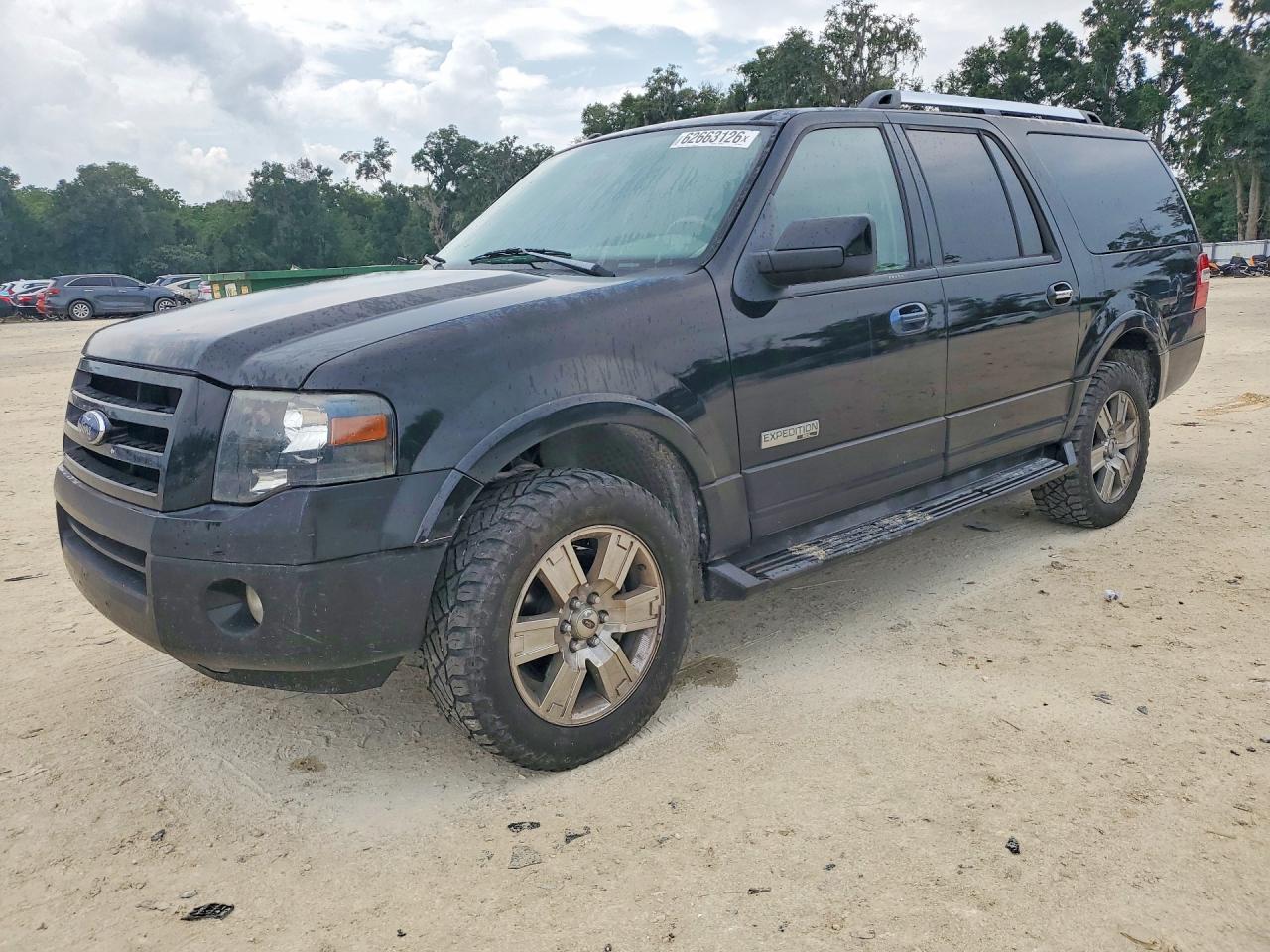 2007 Ford Expedition Max Limited, VIN 1FMFK19547LA00984 — Зад
